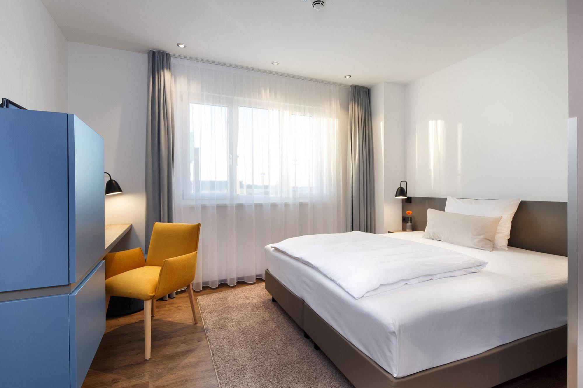 Homey! Hotel 3*